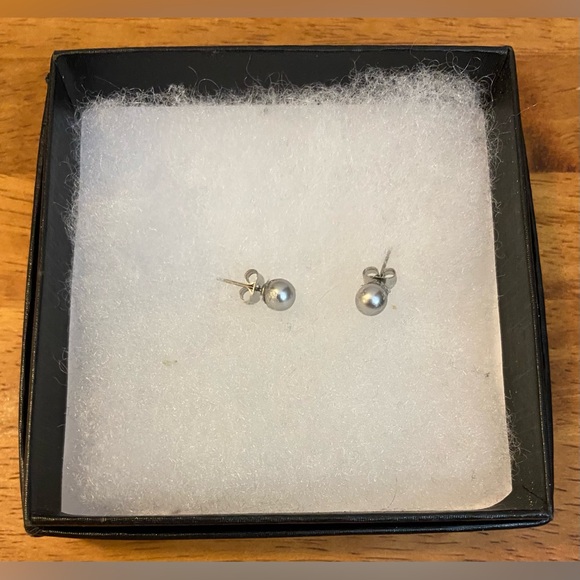 Swarovski IRIDESCENT RED & GREY crystal pearl earrings #10 NEW (2 pairs) - Picture 6 of 6